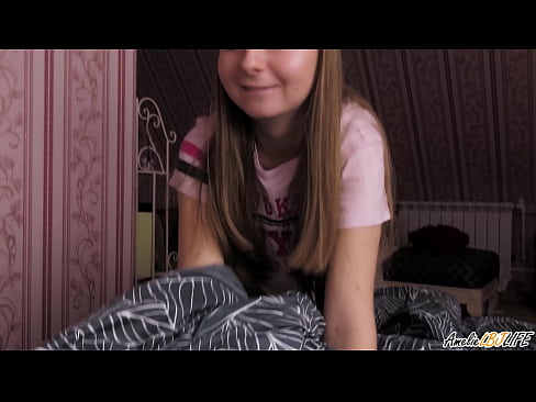 ❤️ Blondie-k bere BFF-ren sakon zurrupatzen du eta esperma jasotzen du ahoan ❤❌ Azal bideoa %eu.porn-milf300.ruan ❤